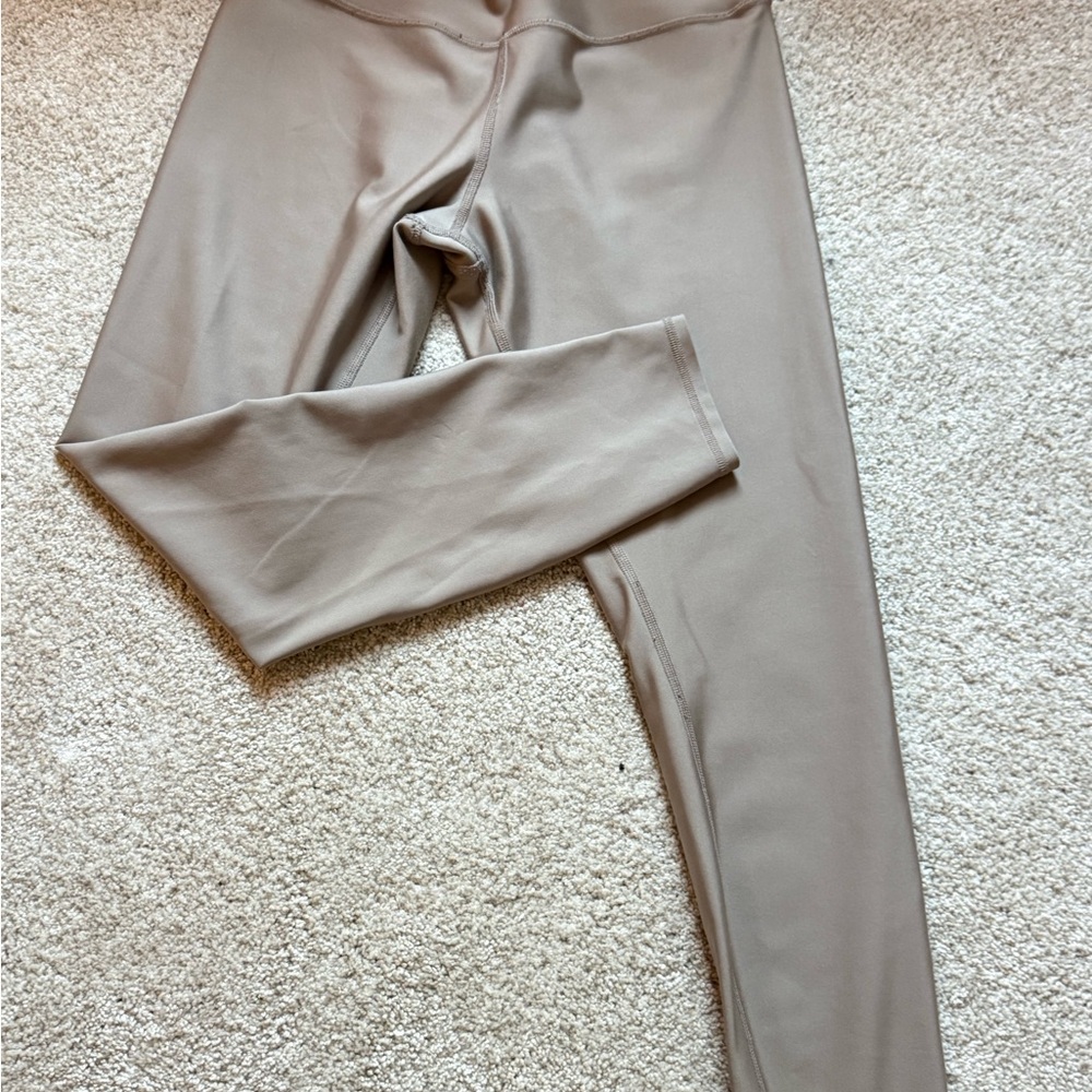 Alo Yoga Airlift Tan Leggings
